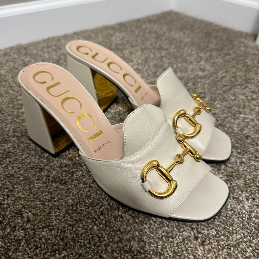 Gucci Cream Gold Accent Block Heel Mules - Picture 3 of 6